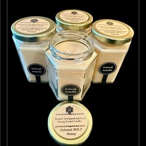 Scent Unleashed Oatmeal Milk & Honey Handmade Candle - Cream